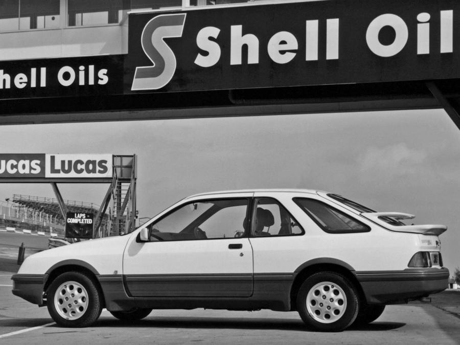  Ford Sierra XR4i 1983 года  (UK) (фото 3 из 4)